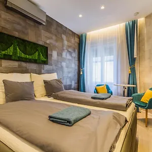 chain-bridge-studio-apartment.inbudapesthotels.com/